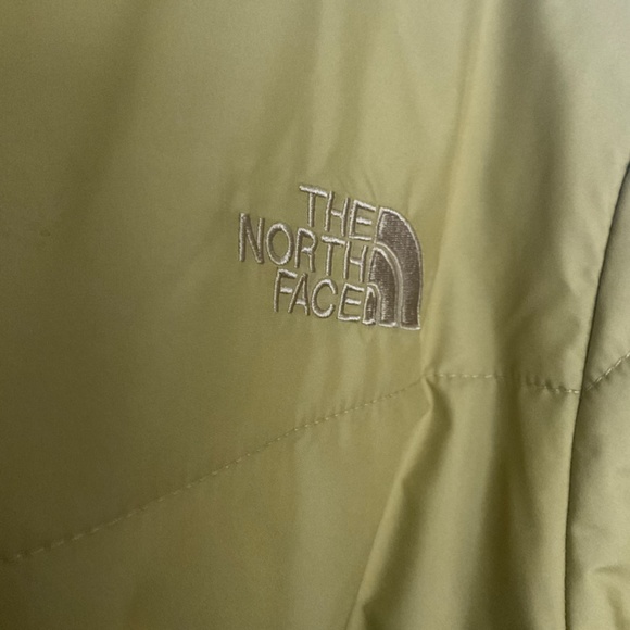 THE NORTH FACE Men's Junction Insulated Jacket NWT, Large - Picture 8 of 9